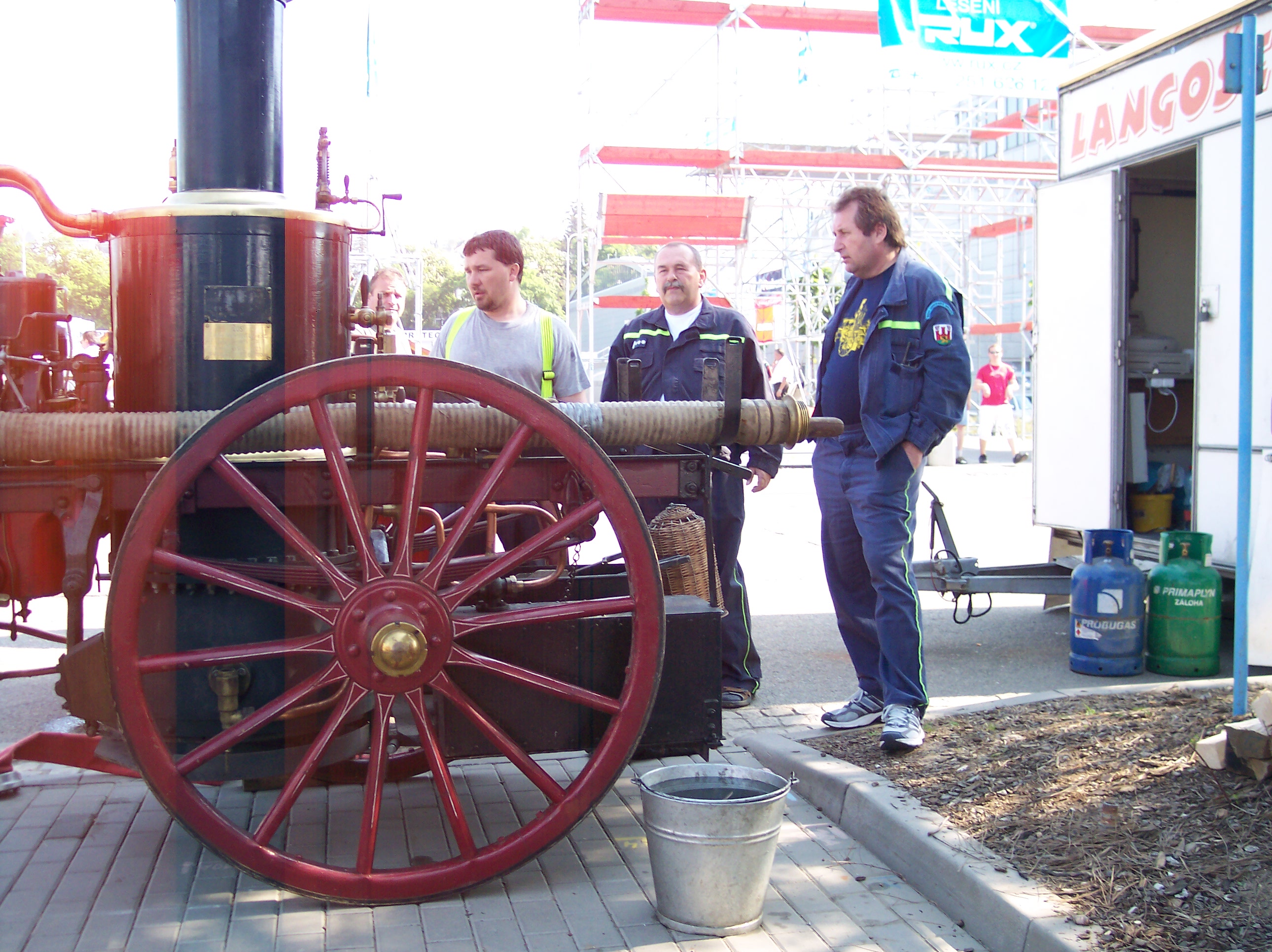 Picture 001.jpg
